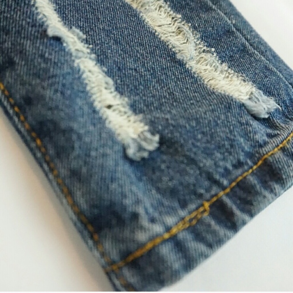 Distressed High Rise Jeans - Picture 3 of 5